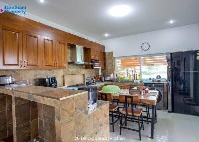 Nice 3-Bedroom Villa near Hua Hin at Baan Sam Phraya