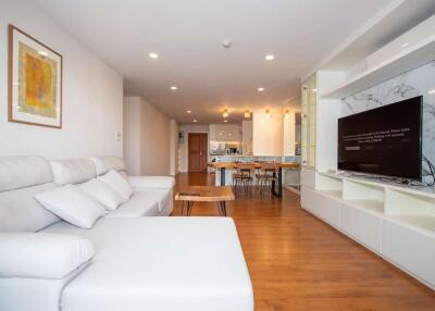 Sophisticated 2 bedroom apartment at Punna Residence @ Nimman