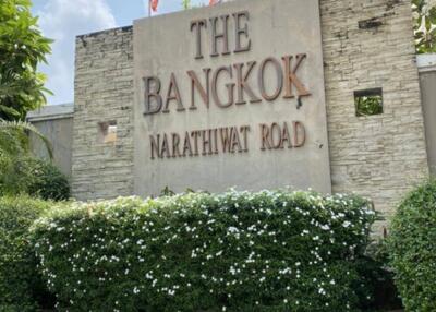 2-BR Condo at The Bangkok Narathiwas Ratchanakarint Condominium near BTS Chong Nonsi