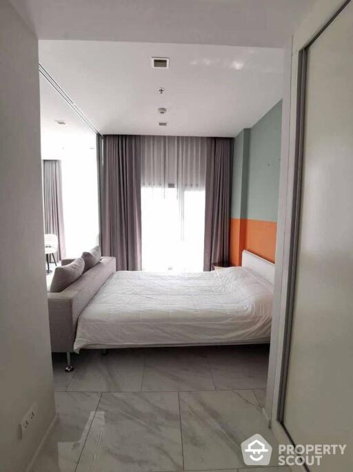 1-BR Condo at Hyde Sukhumvit 11 near BTS Nana