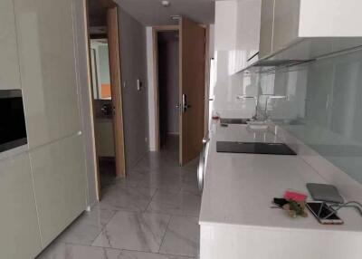 1-BR Condo at Hyde Sukhumvit 11 near BTS Nana