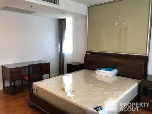 2-BR Condo at Baan Siri 24 near BTS Phrom Phong