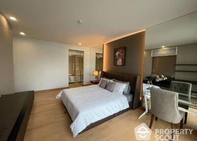 2-BR Condo at O2 Hip Condominium near BTS Phloen Chit