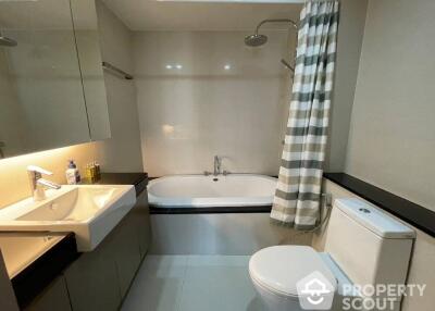 2-BR Condo at O2 Hip Condominium near BTS Phloen Chit