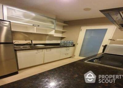 2-BR Condo at Baan Siri 24 near BTS Phrom Phong (ID 410399)