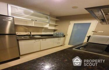 2-BR Condo at Baan Siri 24 near BTS Phrom Phong (ID 410399)