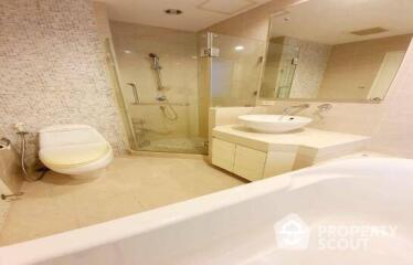 2-BR Condo at Baan Siri 24 near BTS Phrom Phong (ID 410399)