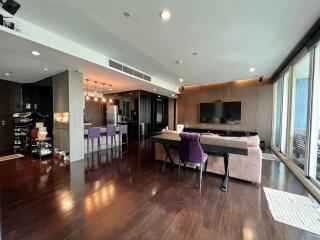 Condo for Sale at Watermark Chao Phraya