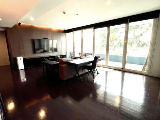 Condo for Sale at Watermark Chao Phraya