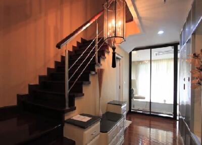 New House Condominium  2 Bedroom Duplex For Rent in Chidlom