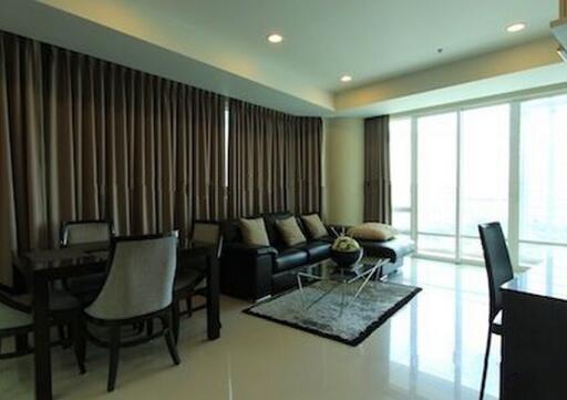 2 Bed Condo For Rent in Ratchadamri BR2259CD