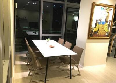 The Room 21  Stylish 2 Bedroom Duplex Condo in Asoke