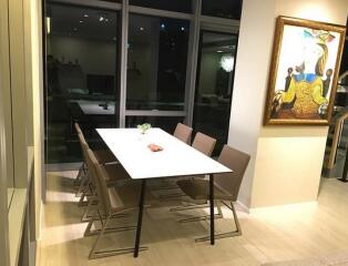 The Room 21  Stylish 2 Bedroom Duplex Condo in Asoke