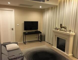 The Room 21  Stylish 2 Bedroom Duplex Condo in Asoke