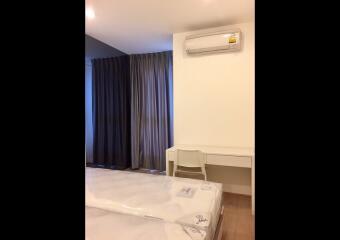 Ideo Q Chula Samyan  Modern 2 Bedroom Condo Near MRT Station