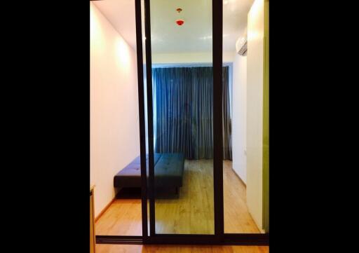 Ideo Q Chula Samyan  Modern 2 Bedroom Condo Near MRT Station