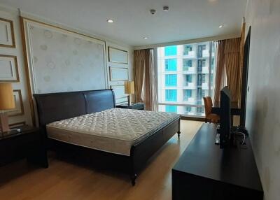 The Park Chidlom  3 Bedroom For Rent in Soi Somkid