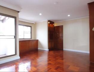 JSK Mansion  3 Bedroom House For Rent in Thong Lo