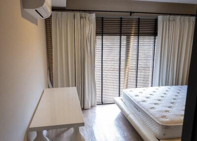 Noble Above  Modern 1 Bedroom Condo For Rent in Phloen Chit