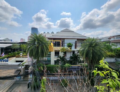 Quarter 31  Super Luxury 4 Bedroom House For Rent in Phrom Phong