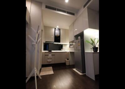 Q Asoke  Modern 2 Bedroom Condo Near MRT