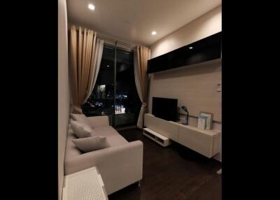 Q Asoke  Modern 2 Bedroom Condo Near MRT