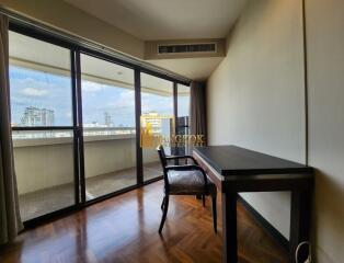 Baan Suanpetch | 3 Bedroom Condo For Rent in Phrom Phong
