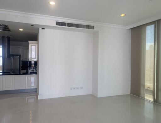 Royce Private Residence  3 Bedroom For Rent in Phrom Phong