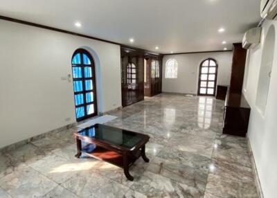 Muban Panya  3 Bedroom House For Rent in Pattanakarn