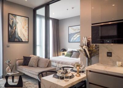 The Esse at Singha Complex  1 Bedroom Condo in Asoke