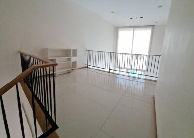 The Empire Place  2 Bedroom Duplex For Rent in Sathorn