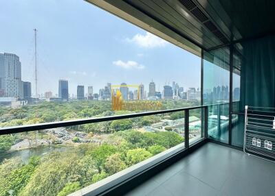 Sindhorn Tonson  Opulent 1 Bedroom Luxury Condo in Chidlom