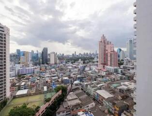 The Lumpini 24 | Charming 1 Bedroom Condo in Phrom Phong