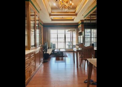 Baan Klang Krung Siam  Elegant 2 Bedroom Condo in Pathumwan