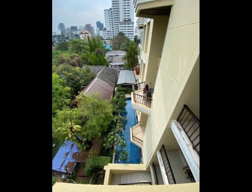 The Cadogan Private Residence  3 Bedroom Property in Vibrant Phrom Phong