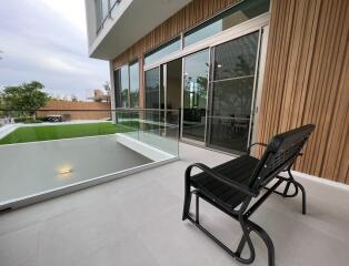 Vive Rama 9  3 Bedroom Luxury House For Sale