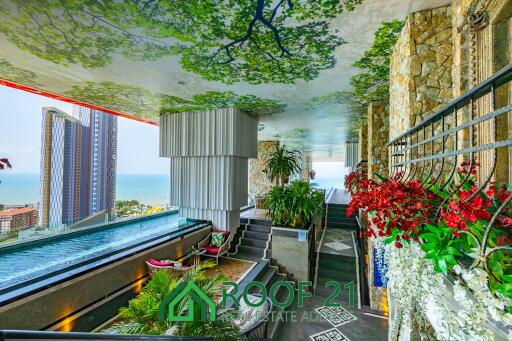 Exclusivity of Rare 1-Bedroom Corner Units with Spectacular Sea Views in Pattaya's Top Developments
