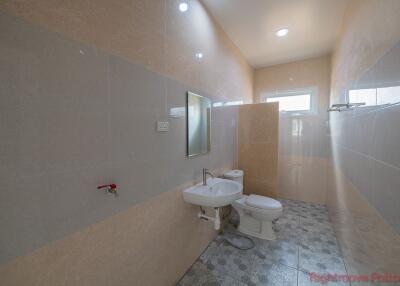 3 Bed House For Sale In East Pattaya - Manee Ville