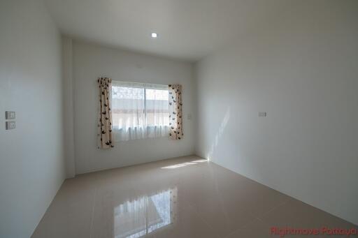 3 Bed House For Sale In East Pattaya - Manee Ville