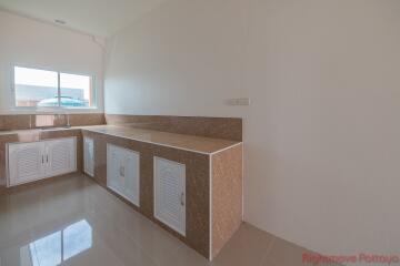 3 Bed House For Sale In East Pattaya - Manee Ville