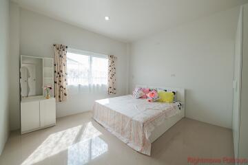 3 Bed House For Sale In East Pattaya - Manee Ville