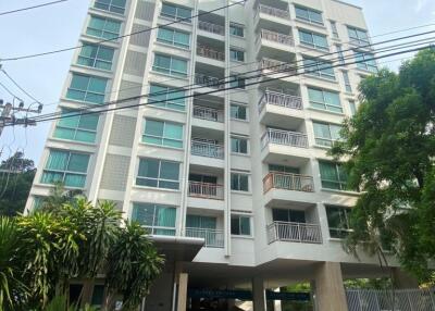 2-bedroom low-rise condo for sale on Thong Lor