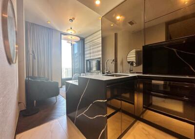 1-bedroom high-end condo for sale close to BTS Thonglor
