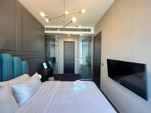 1-bedroom high-end condo for sale close to BTS Thonglor