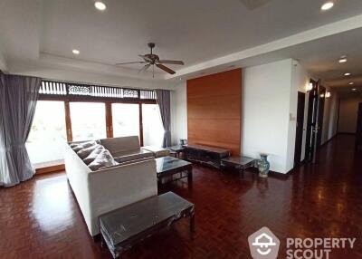 3-BR Apt. in Thung Maha Mek