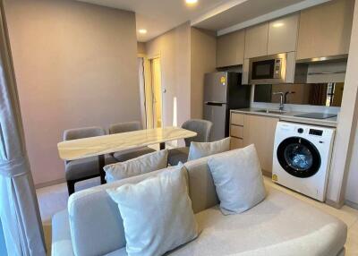 2-BR Condo at Walden Asoke near MRT Sukhumvit