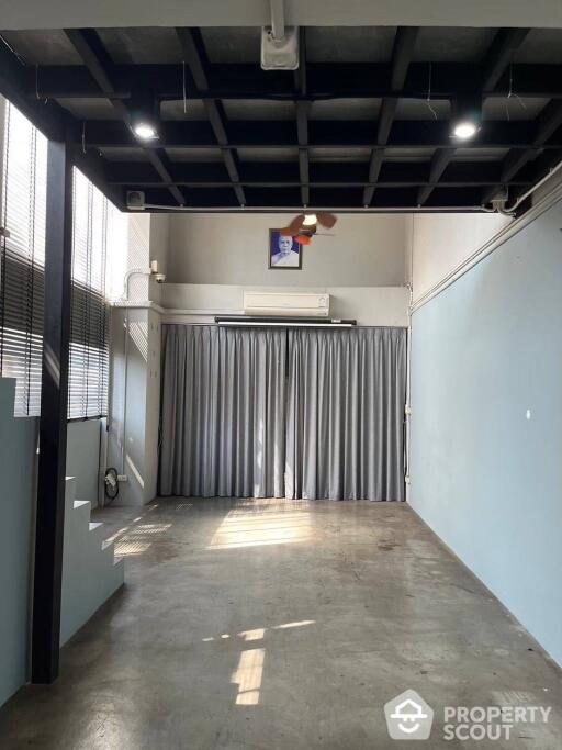 Retail Space for Rent in Khlong Tan Nuea