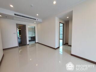 2-BR Condo at Supalai Oriental Sukhumvit 39 near MRT Phetchaburi (ID 513856)