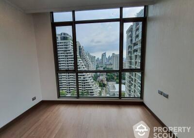 2-BR Condo at Supalai Oriental Sukhumvit 39 near MRT Phetchaburi (ID 513856)