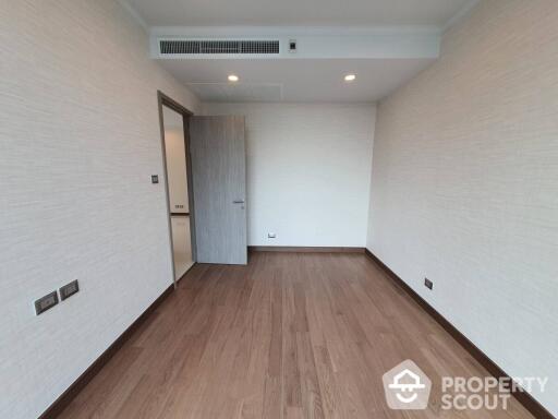 2-BR Condo at Supalai Oriental Sukhumvit 39 near MRT Phetchaburi (ID 513856)